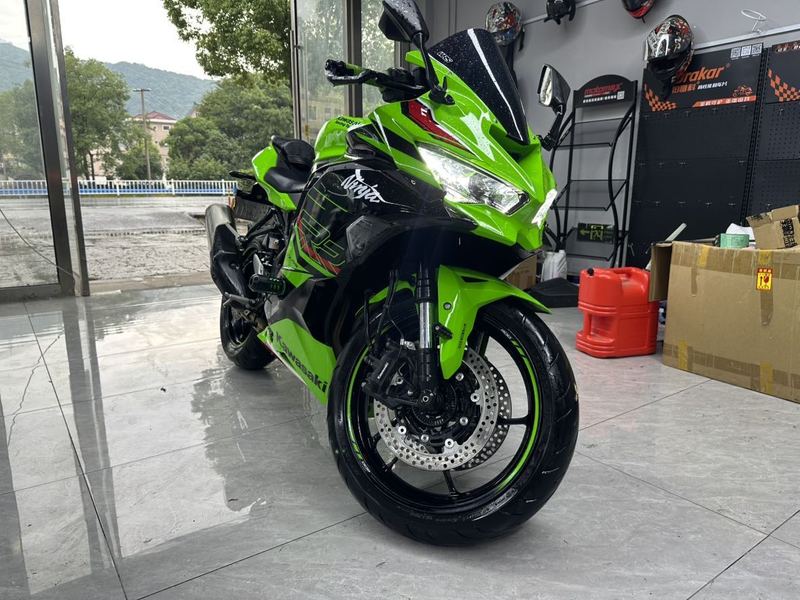 二手川崎ZX-4R
