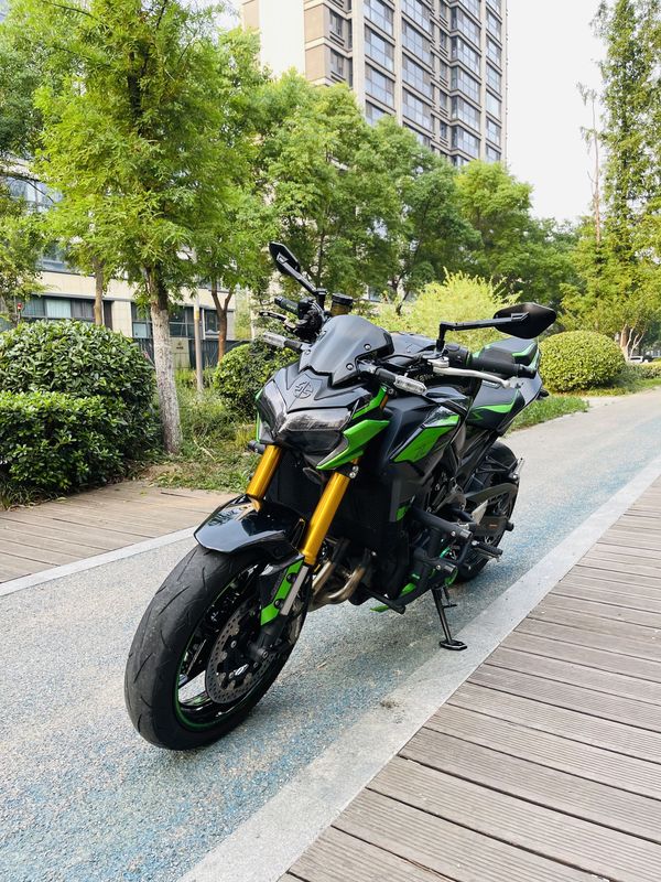 二手川崎Z900