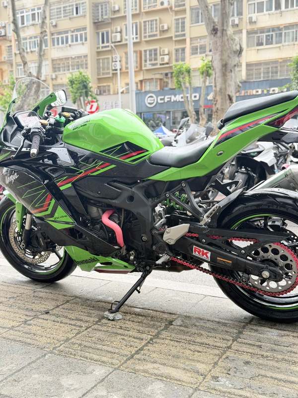 二手川崎ZX-4R