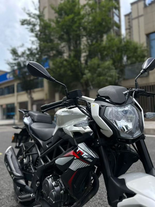 二手贝纳利红宝龙 TNT150i