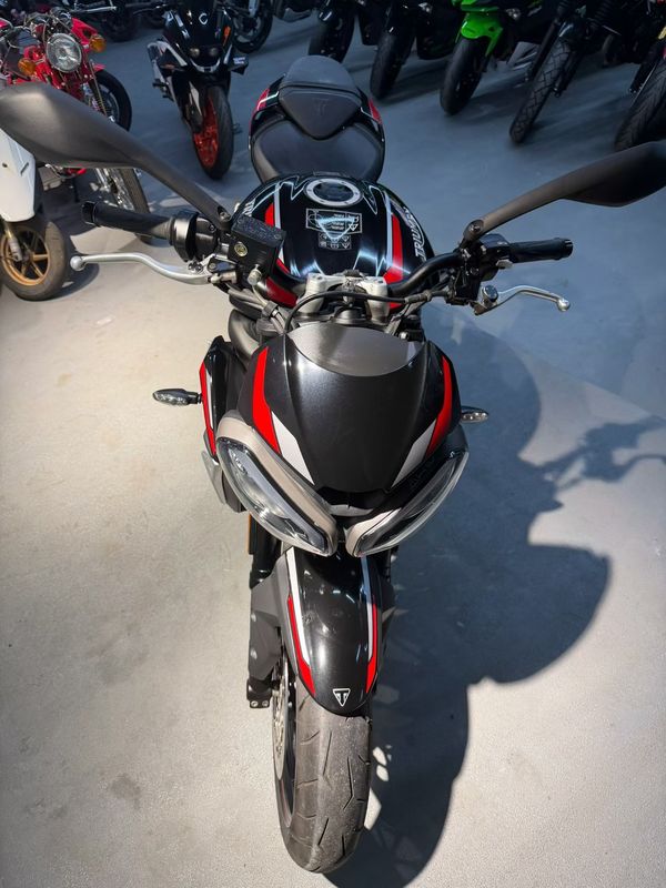 二手凯旋Street Triple 765