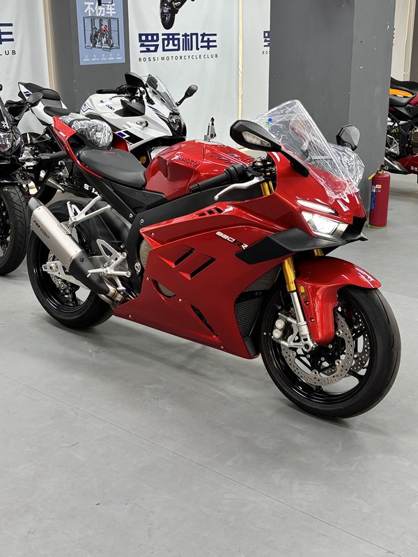 二手张雪机车820RR
