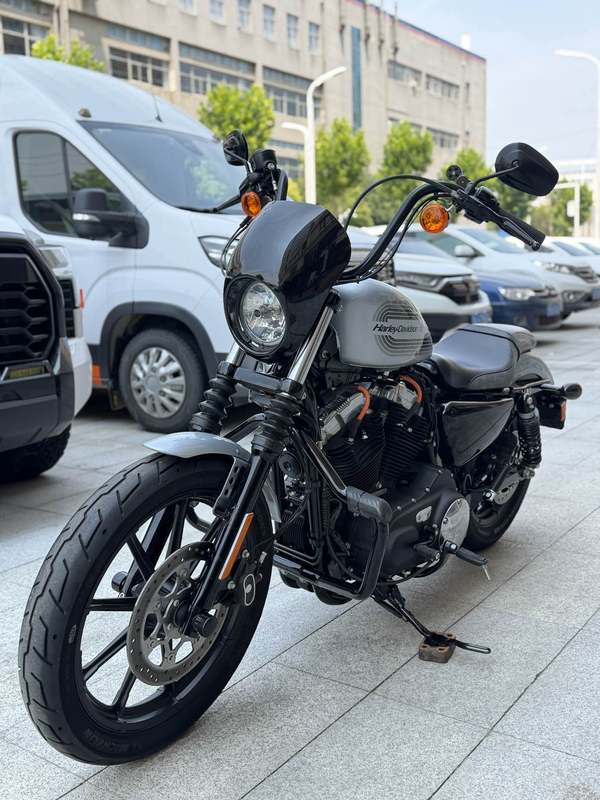 二手哈雷戴维森硬汉 lron 1200