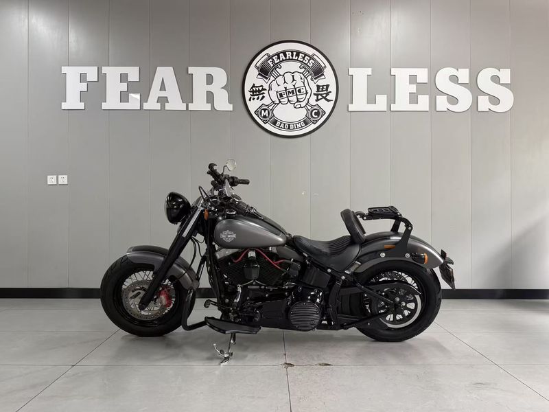 二手哈雷戴维森软尾司令Softail Slim
