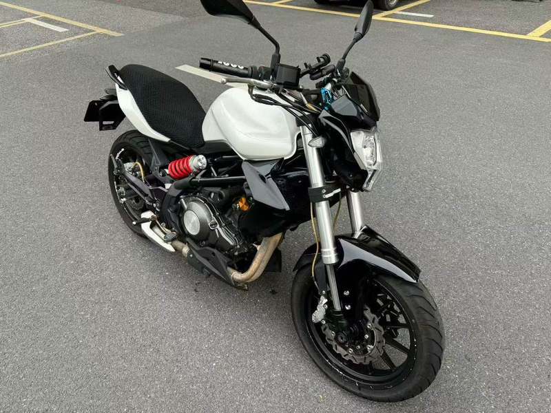 二手贝纳利蓝宝龙 BN302S