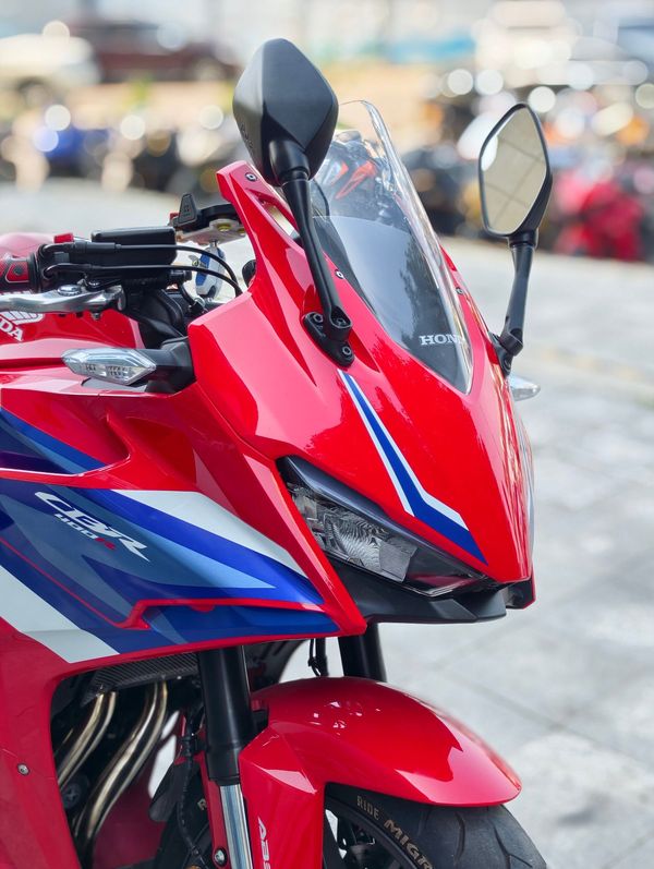 二手本田CBR400R