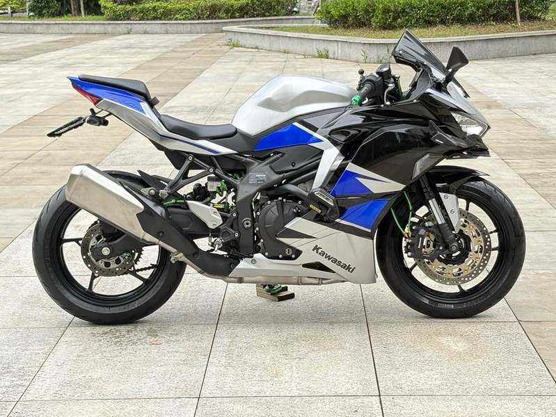 二手川崎ZX-4R