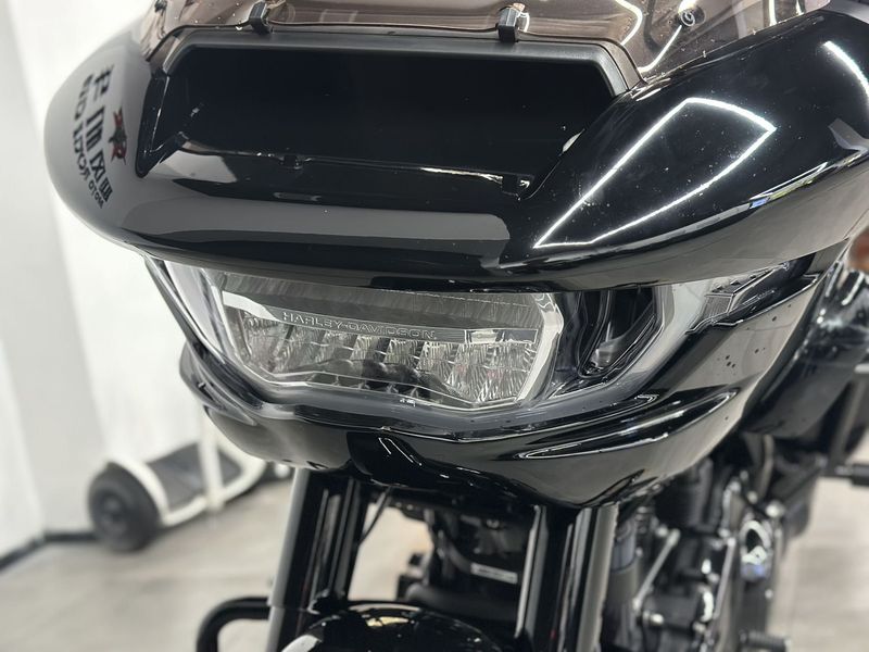 二手哈雷戴维森公路滑翔 Road Glide
