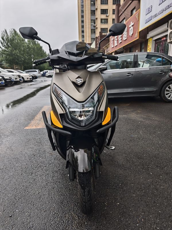 二手济南铃木优驿 UE125T