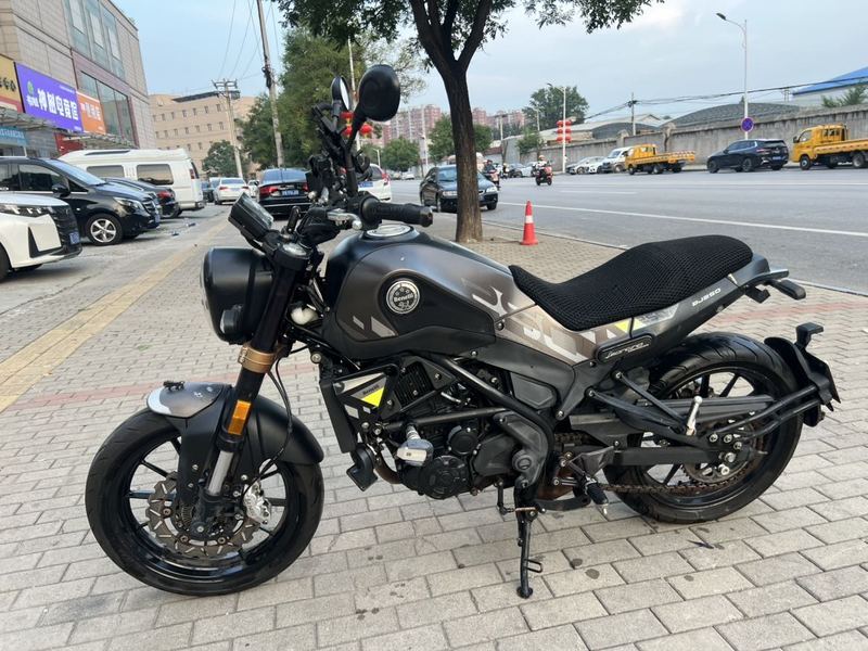 二手贝纳利幼狮 Leoncino 250