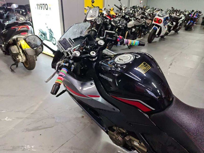 二手QJMOTOR赛400