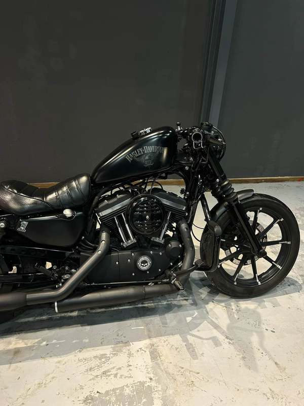 二手哈雷戴维森Iron883 硬汉