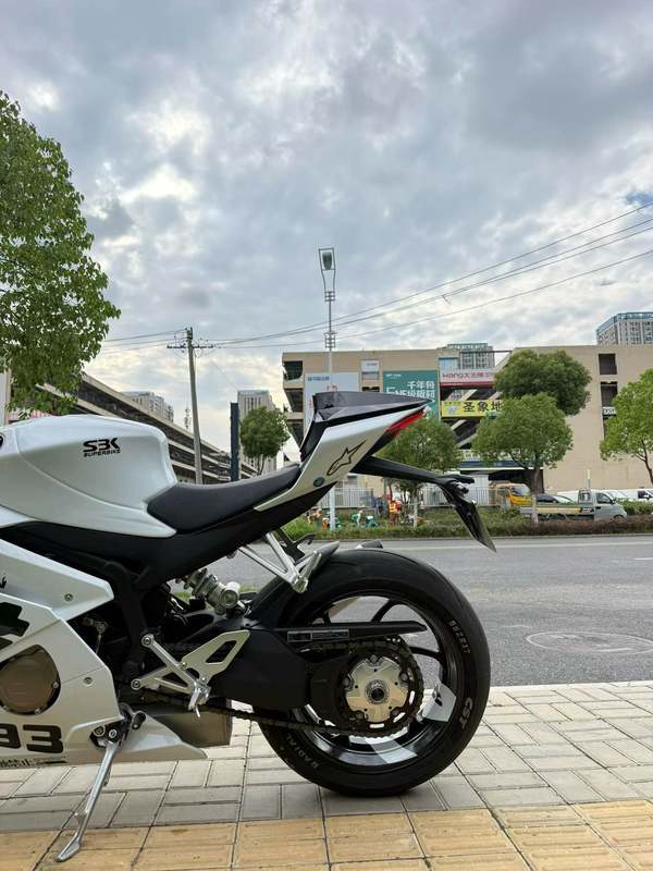 二手张雪机车500RR