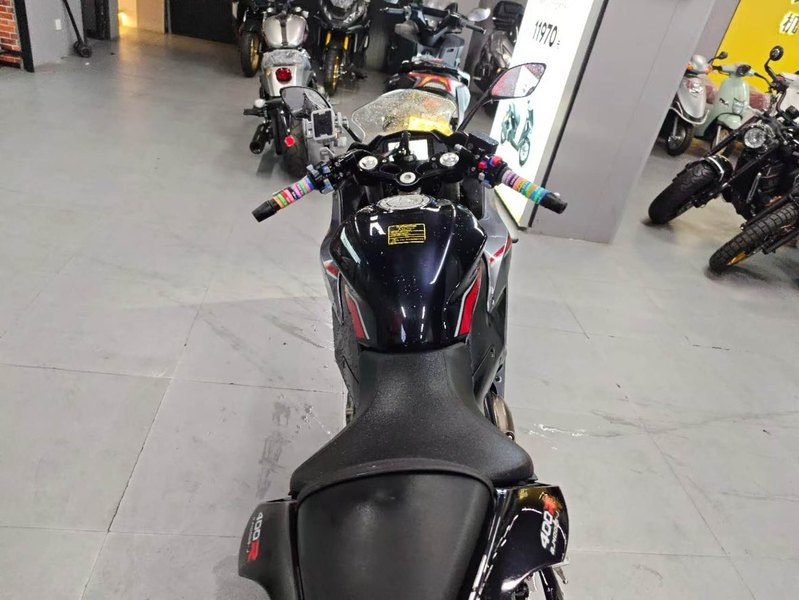 二手QJMOTOR赛400