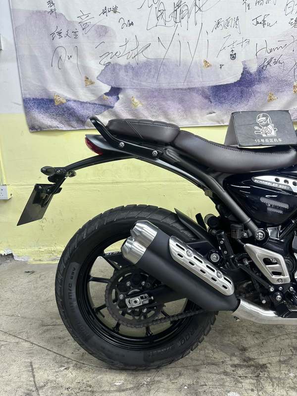 二手凯旋Scrambler 400 X