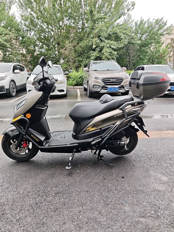 二手济南铃木优驿 UE125T