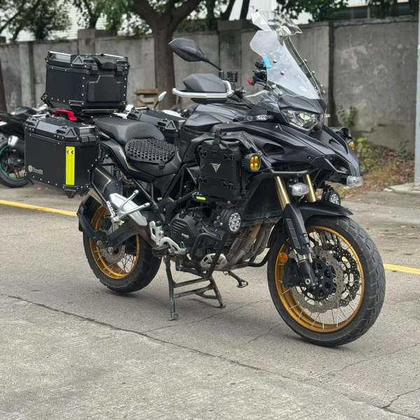 二手贝纳利TRK552