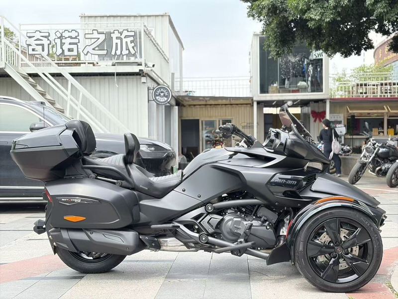 二手庞巴迪Spyder F3 