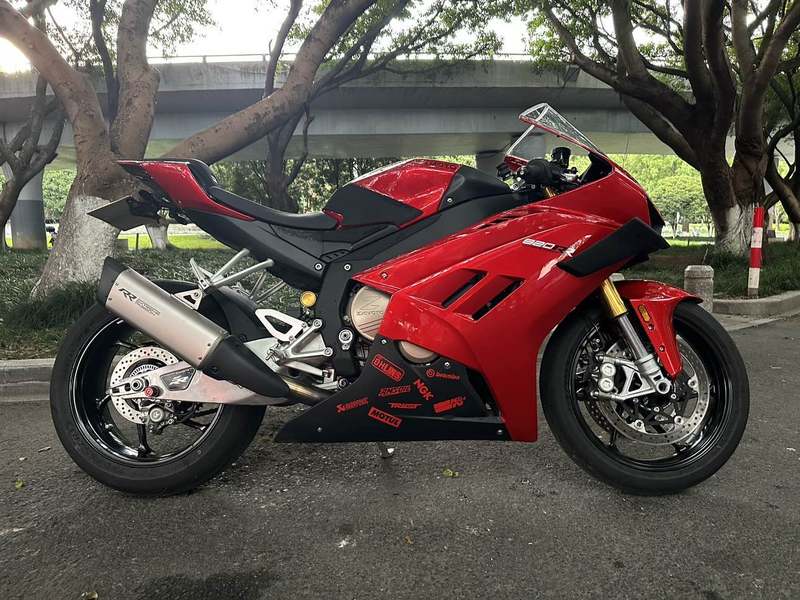 二手张雪机车820RR