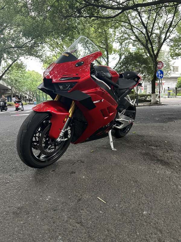 二手张雪机车820RR