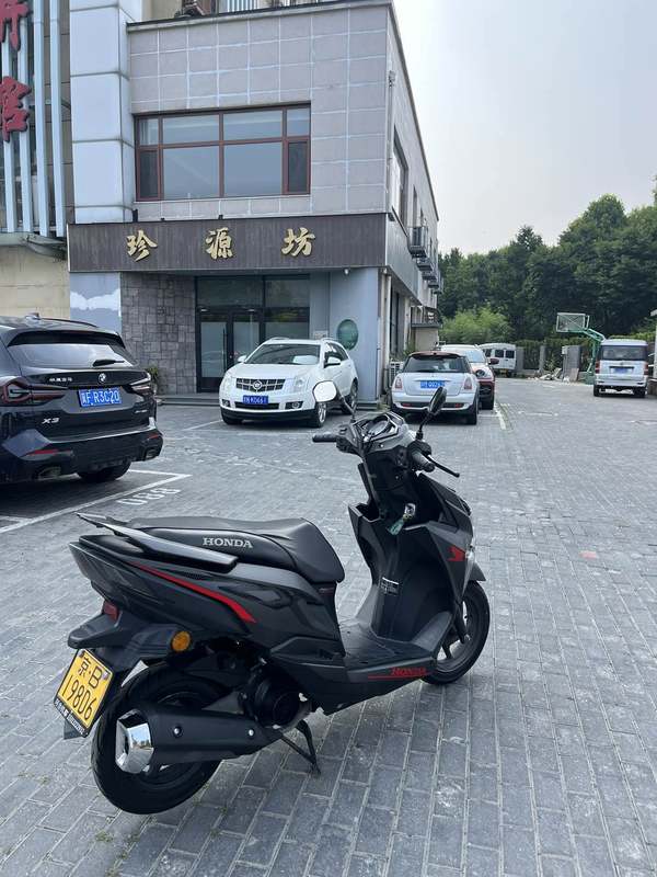 二手新大洲本田裂行 RX125Fi