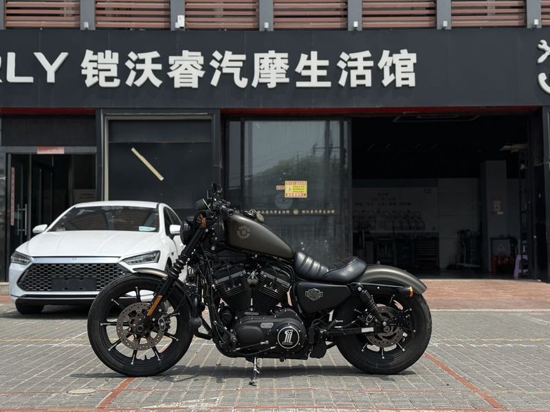 二手哈雷戴维森Iron883 硬汉