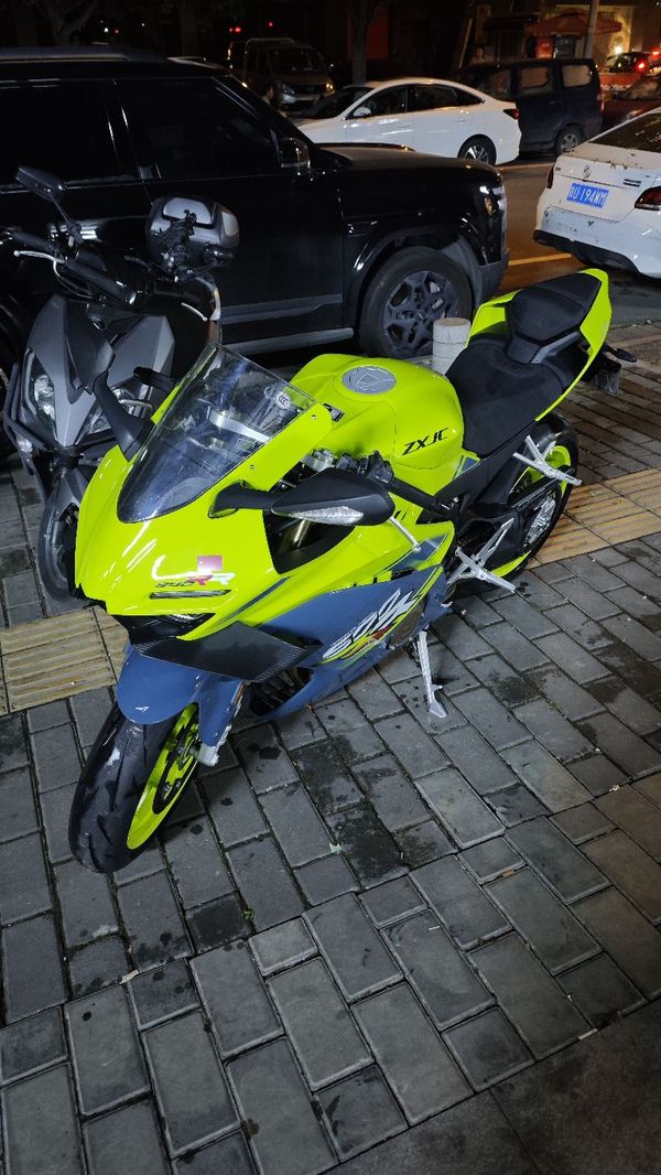二手张雪机车500RR