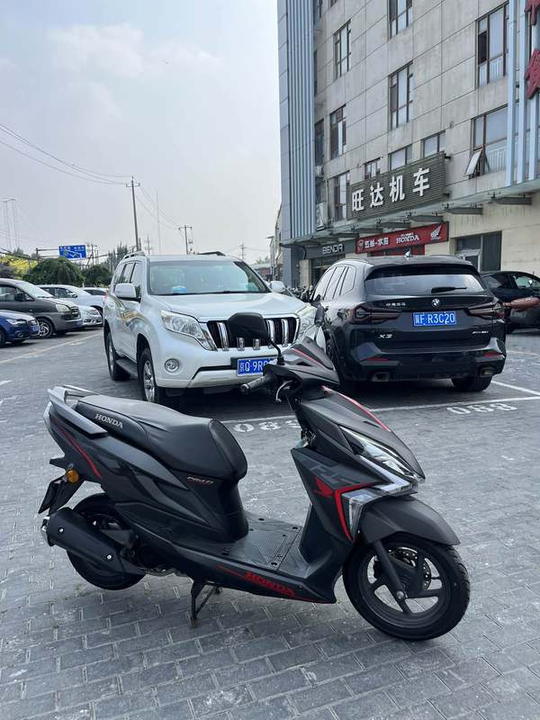 二手新大洲本田裂行 RX125Fi