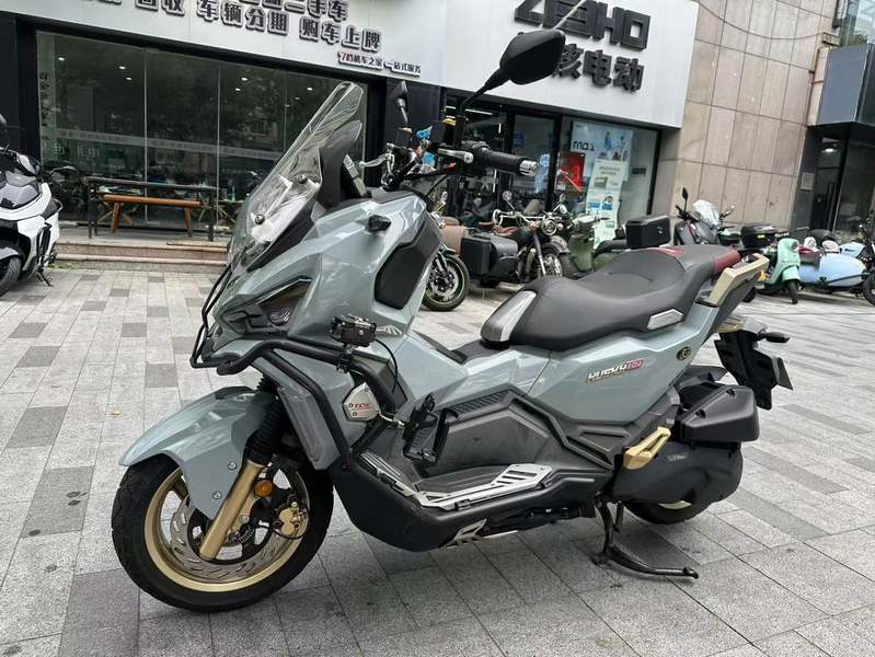 二手三阳哈士奇 Husky ADV150