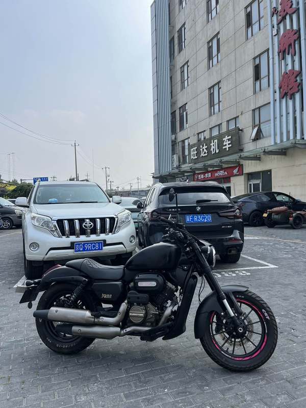 二手QJMOTOR闪300