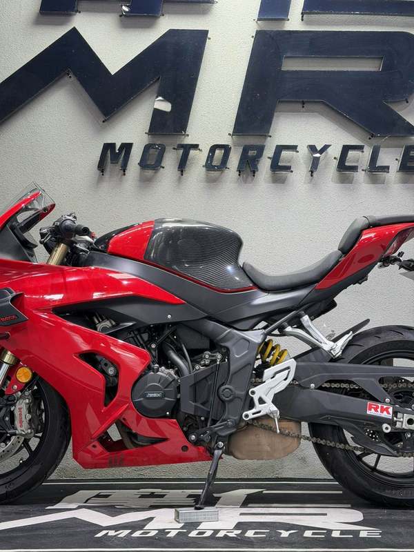 二手QJMOTOR赛800