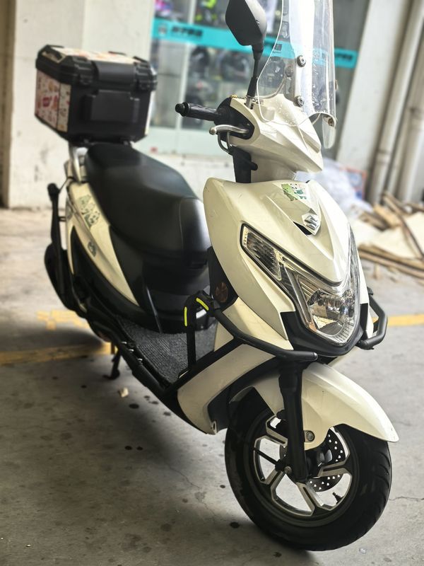 二手济南铃木优驿 UE125T