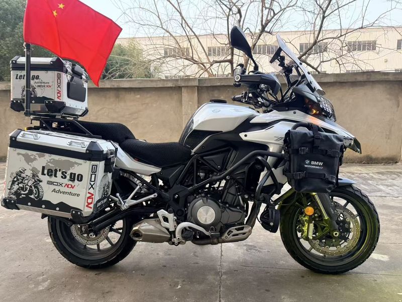 二手贝纳利金鹏 TRK502