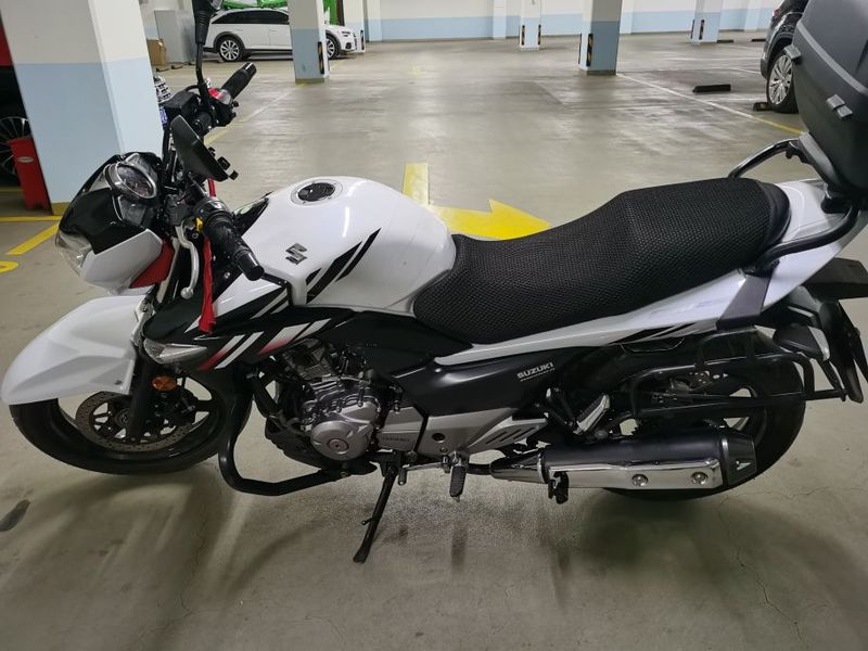 二手豪爵铃木骊驰 GW250