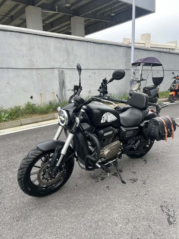 二手QJMOTOR闪300