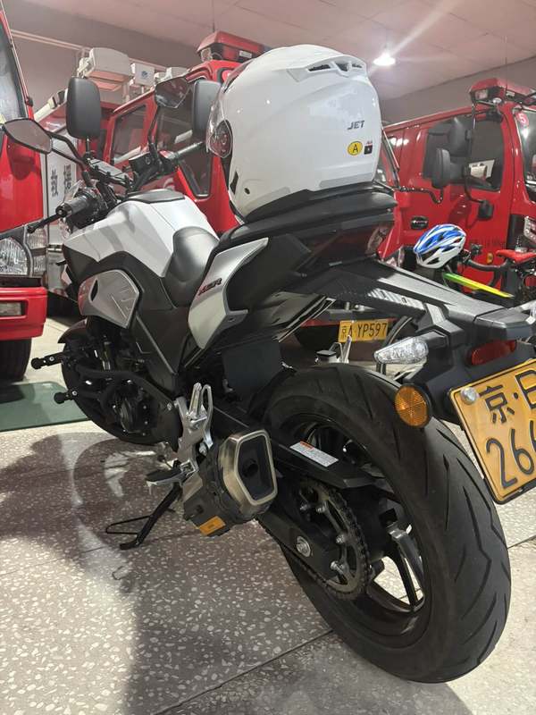 二手豪爵XCR300