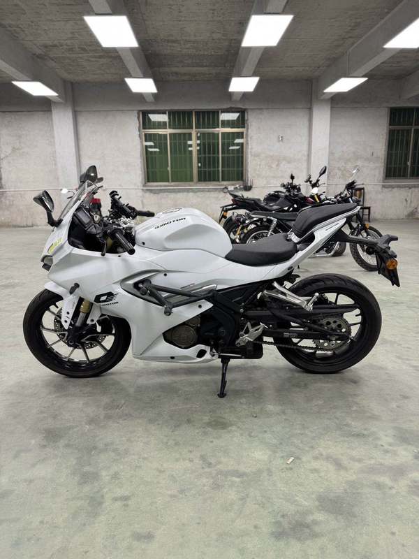 二手QJMOTOR赛250