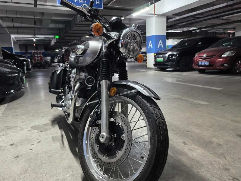 二手川崎W800 