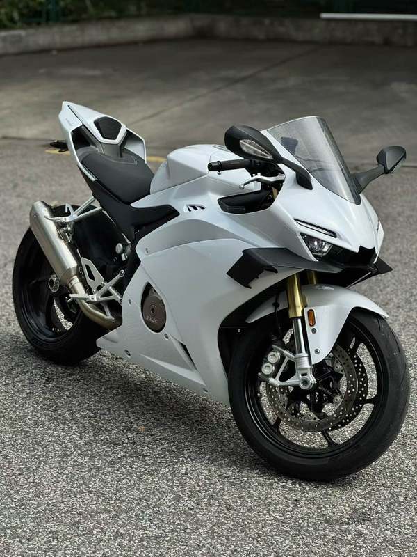 二手张雪机车500RR