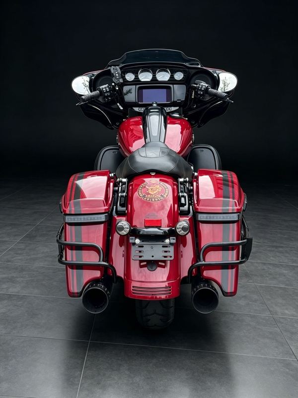 二手哈雷戴维森大道滑翔 Street Glide