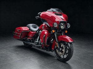 二手哈雷戴维森大道滑翔 Street Glide