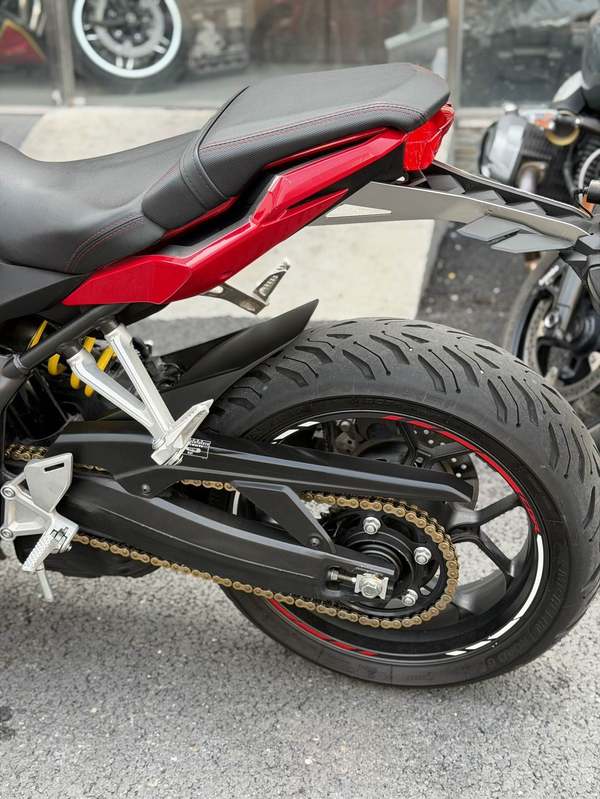 二手本田CBR650R