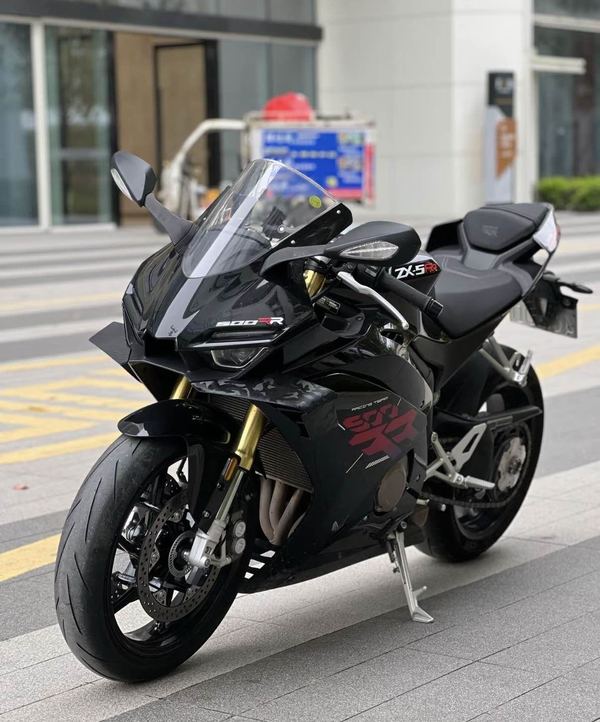 二手张雪机车500RR