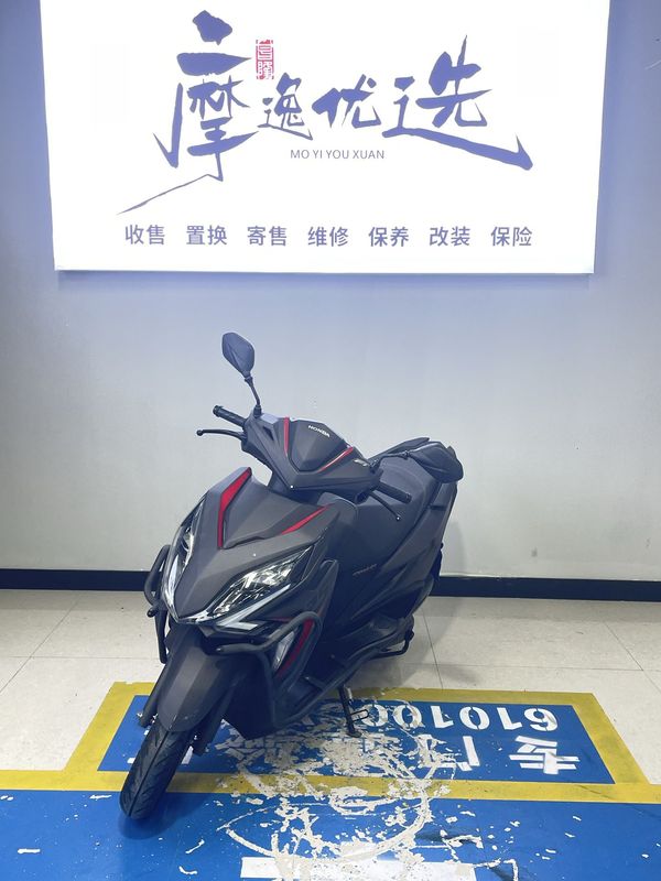 二手新大洲本田裂行 RX125Fi