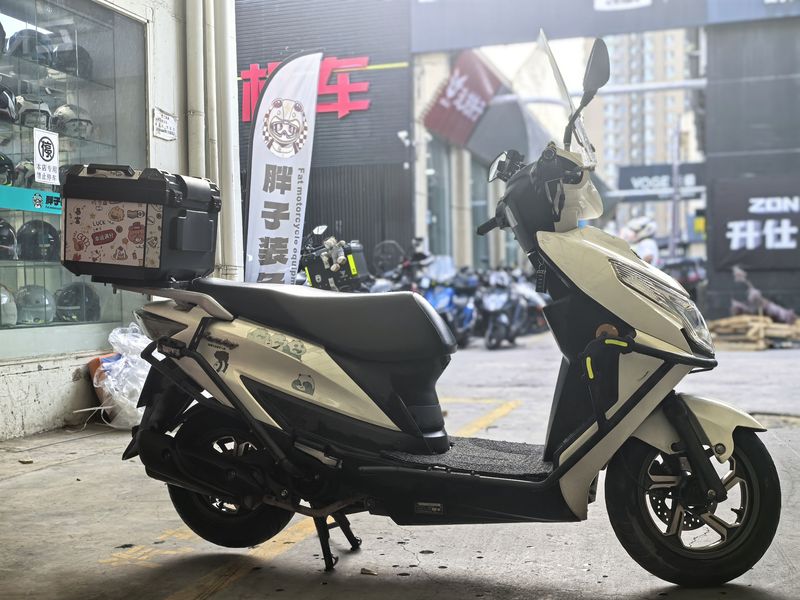 二手济南铃木优驿 UE125T