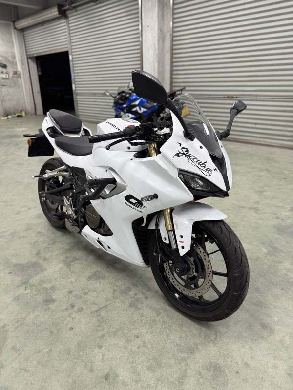 二手QJMOTOR赛250