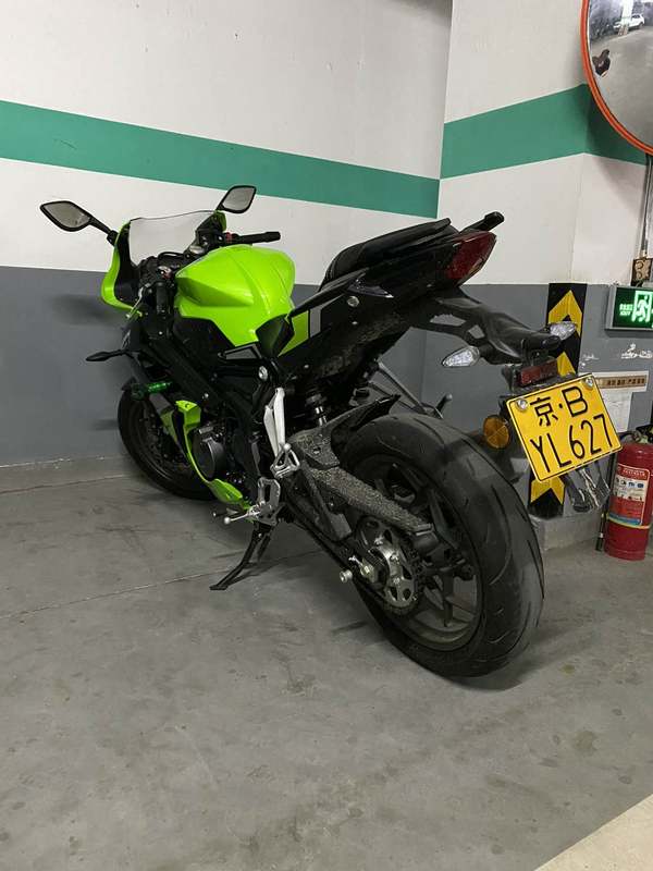 二手贝纳利龙卷风 Tornado 302R