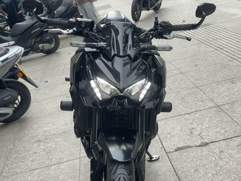 二手川崎Z900