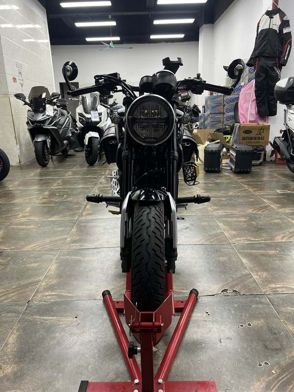 二手五羊本田鸷道 CB190SS