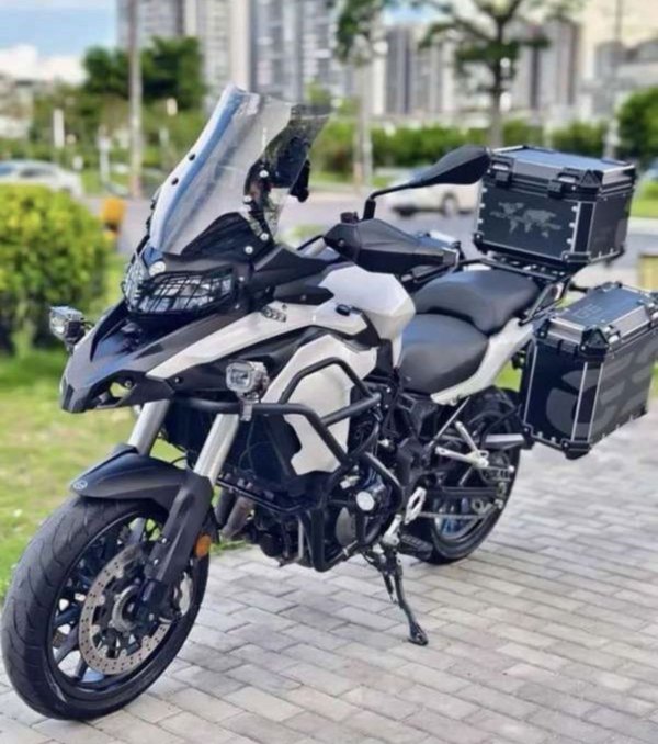 二手贝纳利金鹏 TRK502
